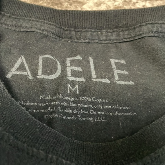 Adele 2016 North AmericanTour T-shirt Women’s Medium - Picture 5 of 5